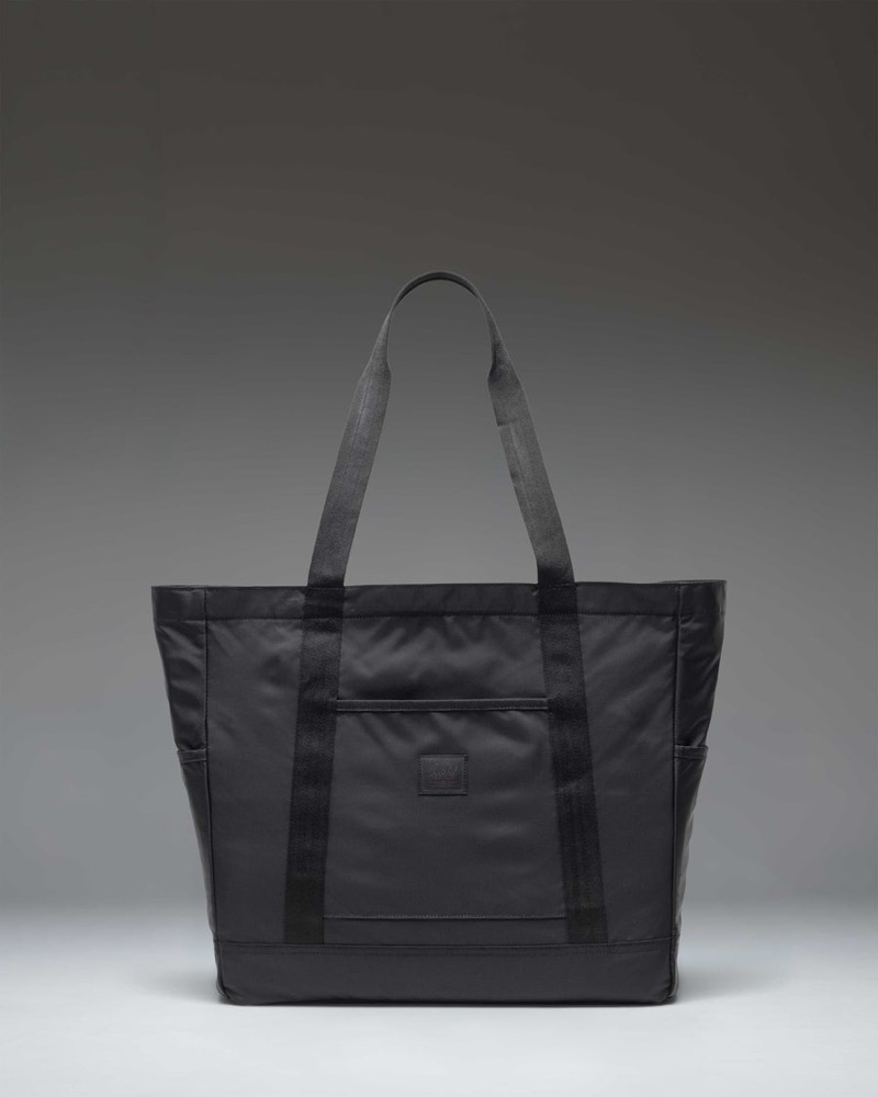Heritage Market Tote in Black